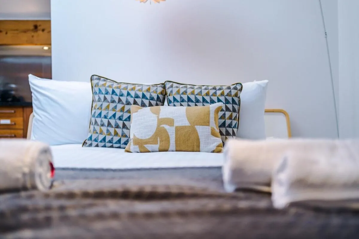 Apartment Suites By Staycay - Cheadle Hulme 0*,  United Kingdom