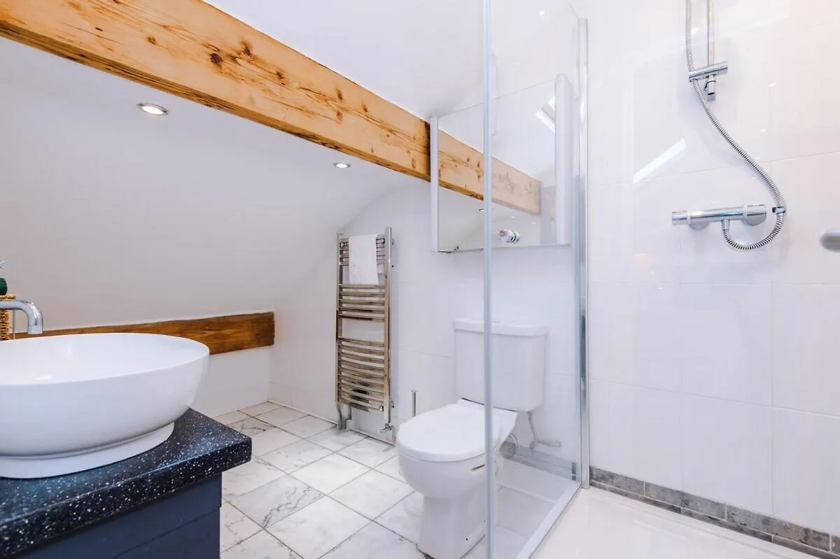 Apartment Suites By Staycay - Cheadle Hulme