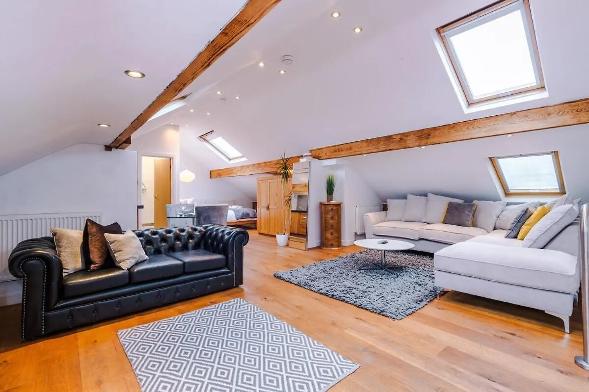 Apartment Suites By Staycay - Cheadle Hulme contacts