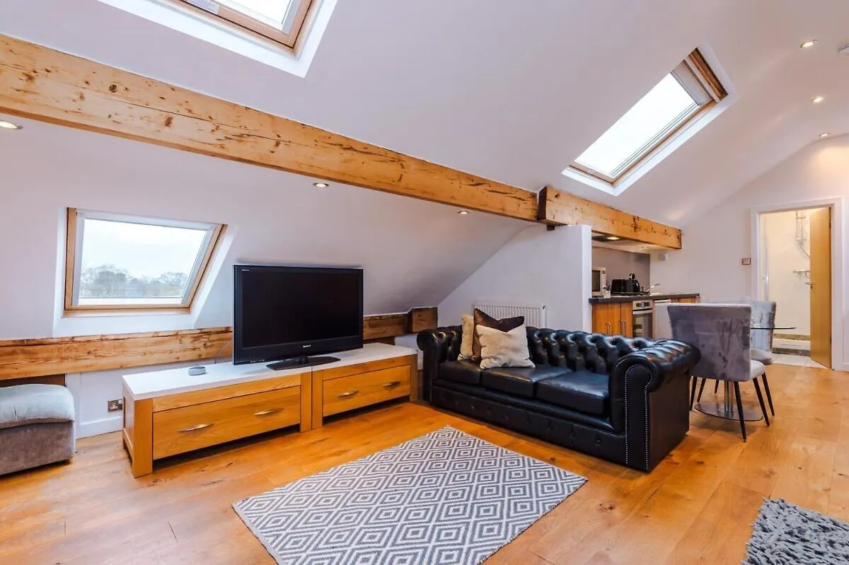 Apartment Suites By Staycay - Cheadle Hulme United Kingdom