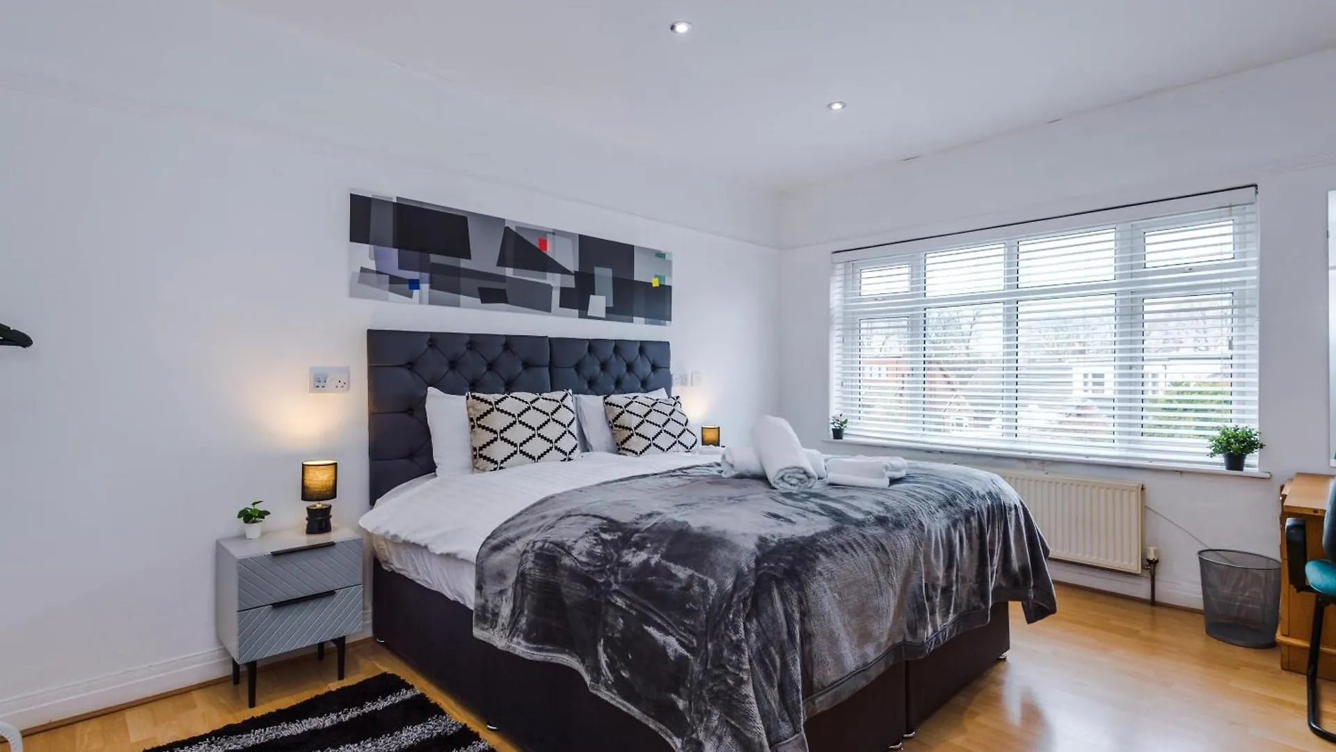 Apartment Suites By Staycay - Cheadle Hulme