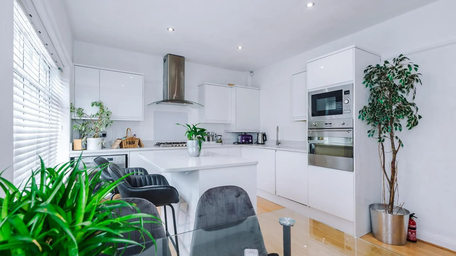 Apartment Suites By Staycay - Cheadle Hulme