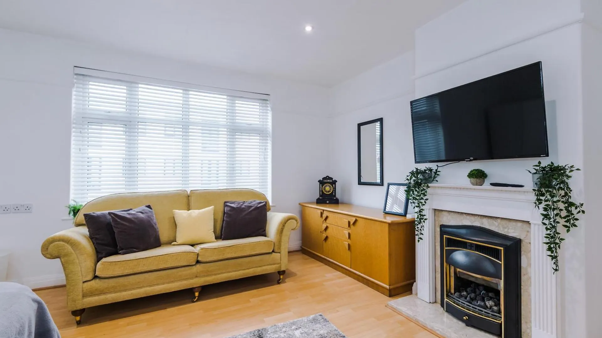 Apartment Suites By Staycay - Cheadle Hulme 0*,